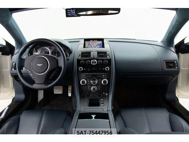 Aston Martin V8 2015-01 202020-1