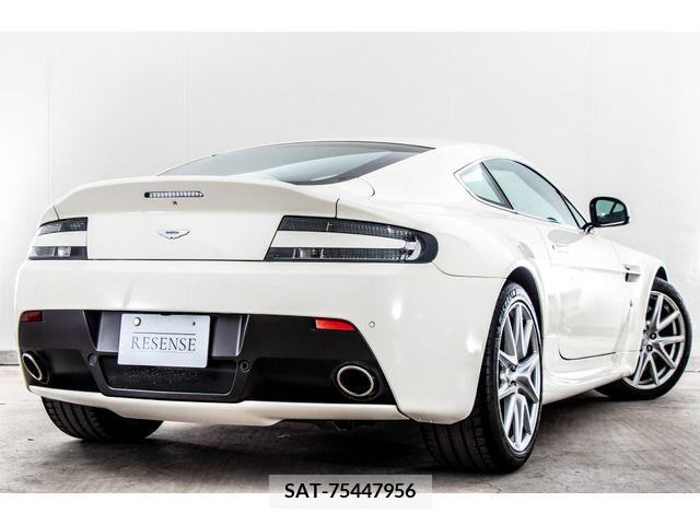 Aston Martin V8 2015-01 202020-2