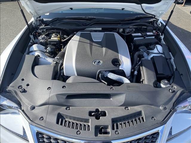 Lexus RC 2015-11 15701-17