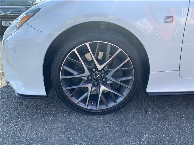 Lexus RC 2015-11 15701-19