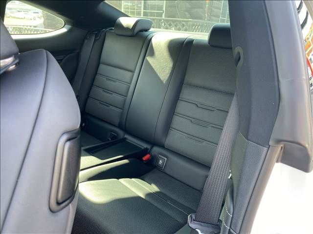 Lexus RC 2015-11 15701-5