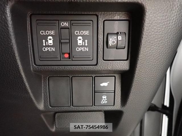 Honda STEP WGN 2022-07 368844-15