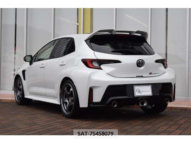 Toyota COROLLA 2023-11 213606-1