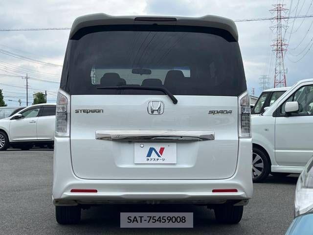 Honda STEP WGN 2014-04 286250-16