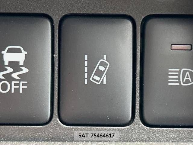 Nissan ROOX 2019-11 323938-8
