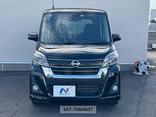 Nissan ROOX 2019-11 323938-14