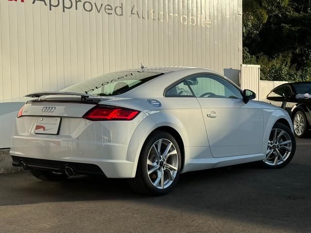 Audi TT 2021-09 23107-1