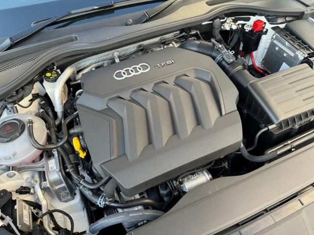 Audi TT 2021-09 23107-15
