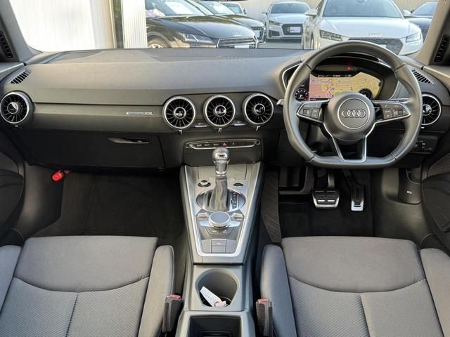 Audi TT 2021-09 23107-7