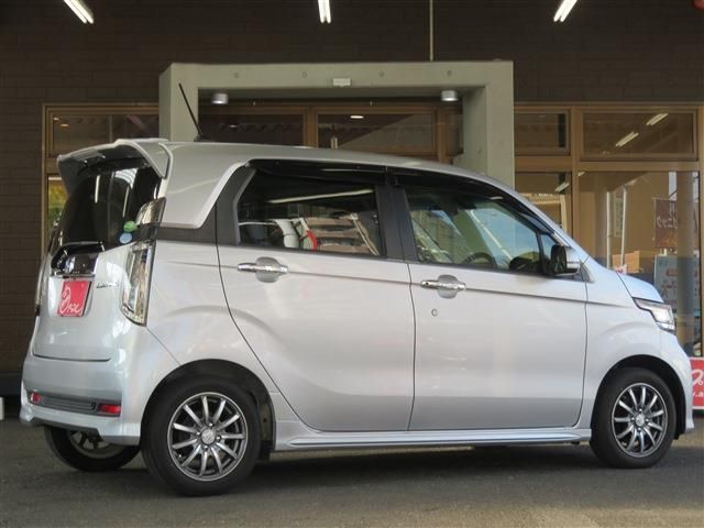 Honda N-WGN 2015-03 17594-2