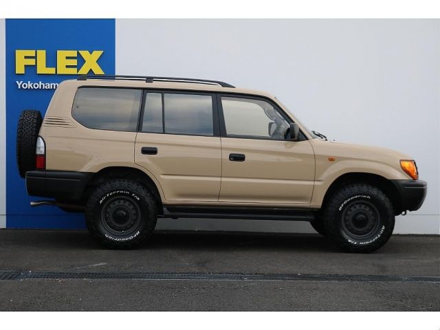 Toyota PRADO 2001-01 182589-3