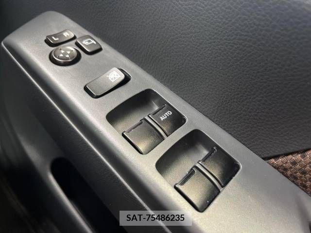 Suzuki MR WAGON 2012-04 327623-5
