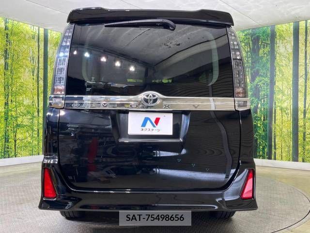 Toyota VOXY 2016-01 289121-16