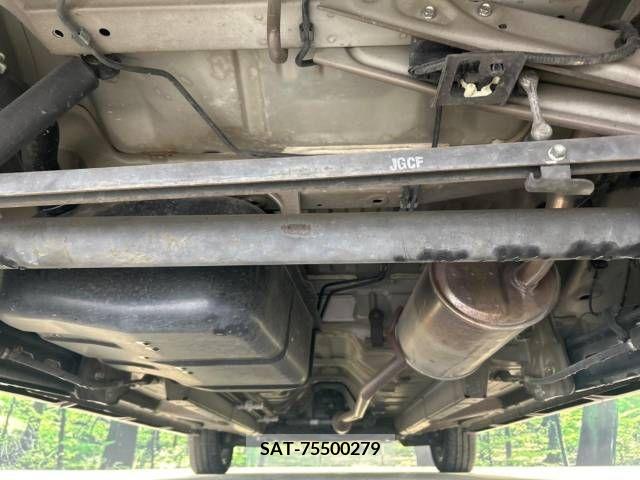 Nissan DAYZ 2015-05 323301-19
