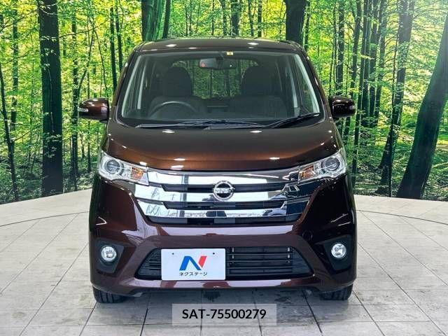 Nissan DAYZ 2015-05 323301-14