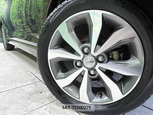 Nissan DAYZ 2015-05 323301-12