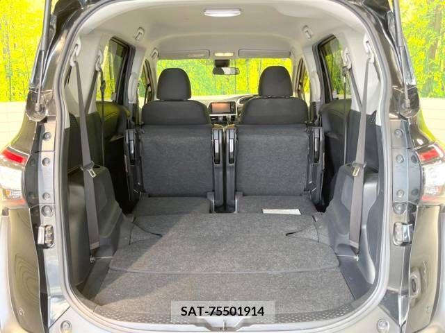 Toyota SIENTA 2017-03 394045-11