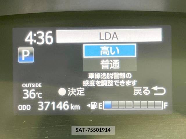 Toyota SIENTA 2017-03 394045-7
