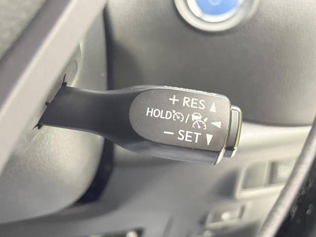 Toyota C-HR 2017-04 23956-5