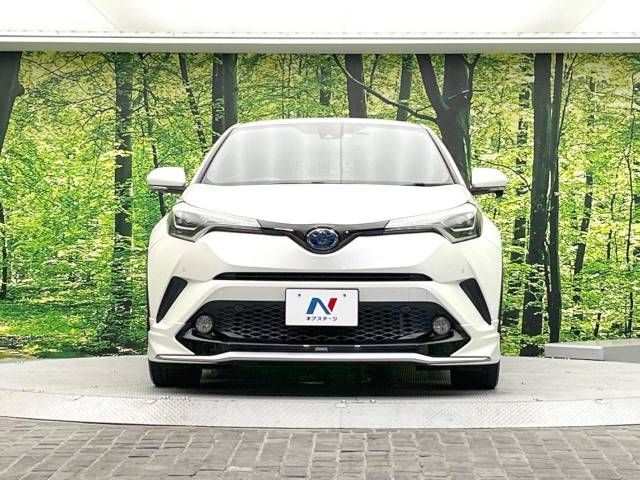 Toyota C-HR 2017-04 23956-17