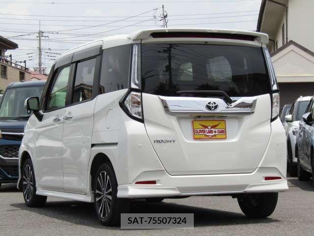 Toyota ROOMY 2023-08 311182-9