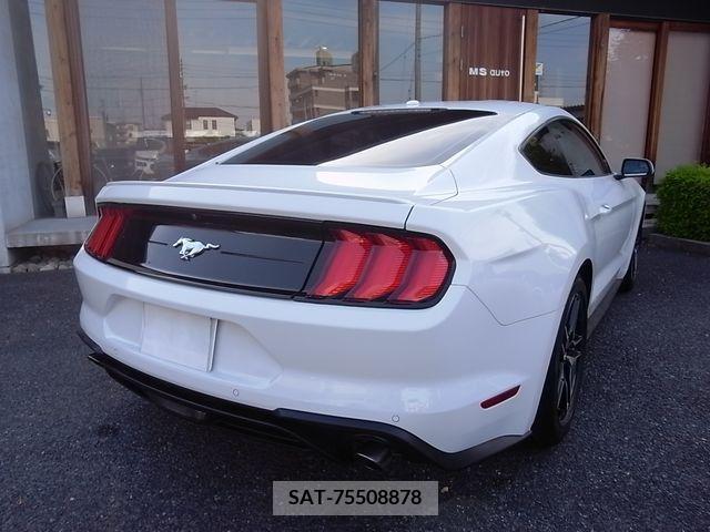 Ford MUSTANG 2021-07 269983-1