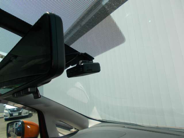 Nissan NOTE 2017-03 2799-8
