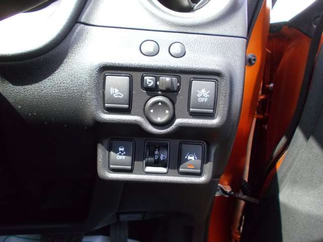 Nissan NOTE 2017-03 2799-9