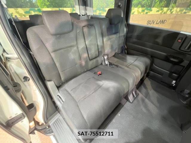 Honda STEP WGN 2010-03 286230-9