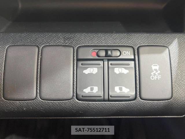 Honda STEP WGN 2010-03 286230-5