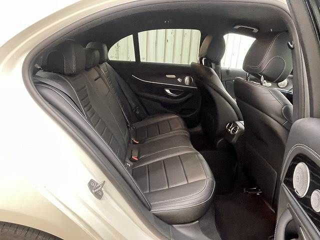 Mercedes Benz E-CLASS 2017-09 6426-13