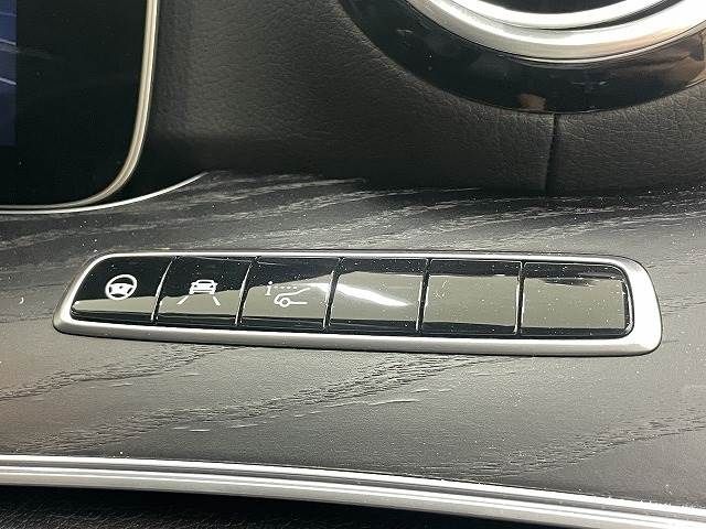 Mercedes Benz E-CLASS 2017-09 6426-9