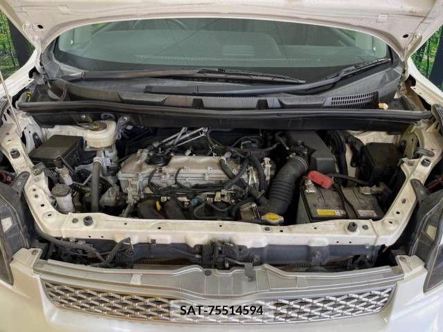 Toyota VOXY 2011-08 346812-18