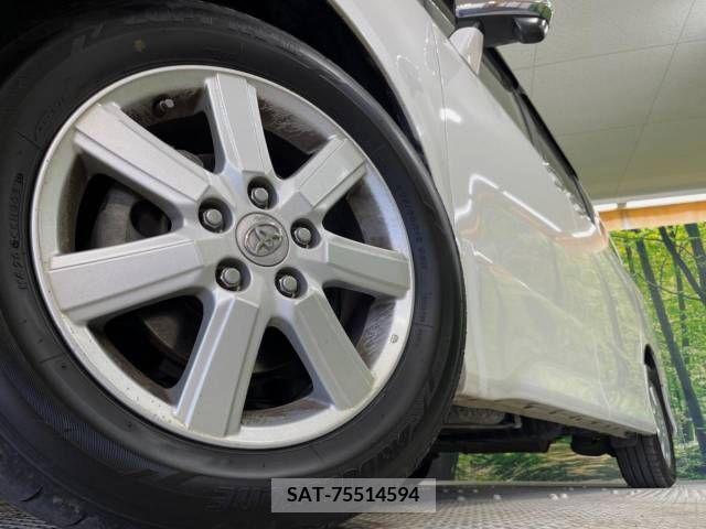 Toyota VOXY 2011-08 346812-13