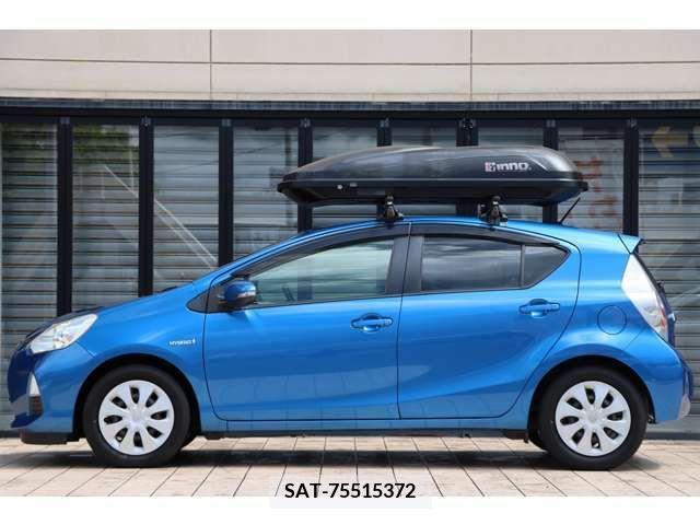Toyota AQUA 2013-08 395663-8