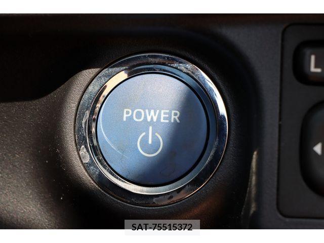 Toyota AQUA 2013-08 395663-14
