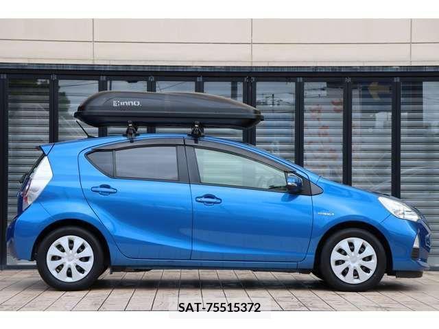 Toyota AQUA 2013-08 395663-5