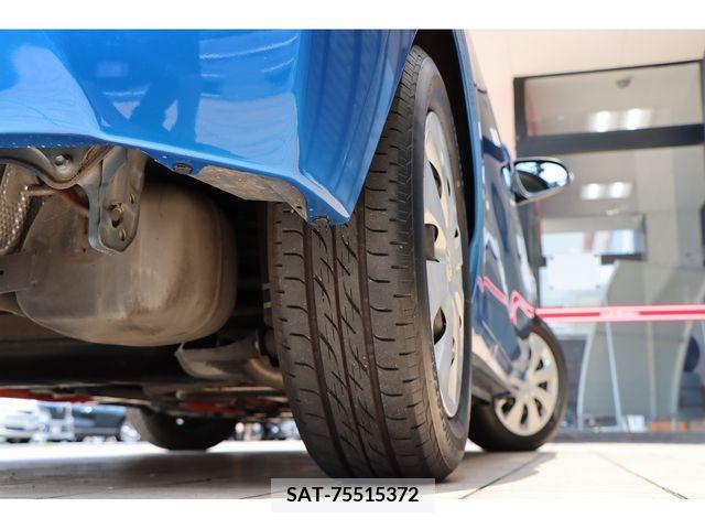 Toyota AQUA 2013-08 395663-25