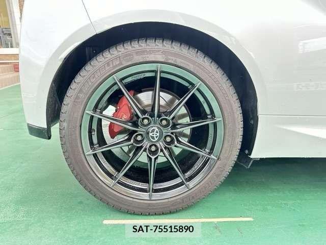 Toyota YARIS 2024-01 379652-6