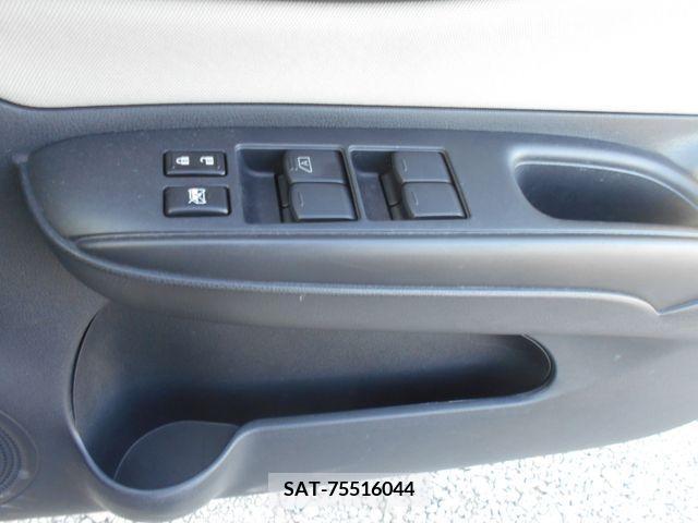 Nissan NOTE 2017-03 280146-16