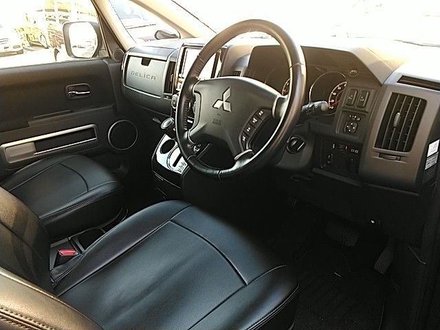 Mitsubishi DELICA D5 2017-08 193487-10