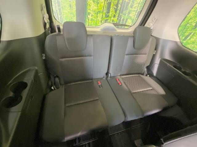 Nissan SERENA 2018-11 191306-10