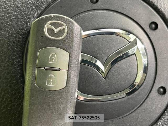 Mazda VERISA 2011-05 301826-4