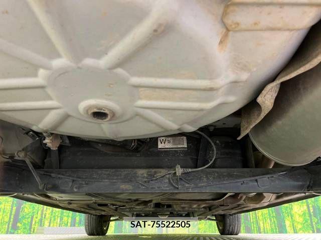 Mazda VERISA 2011-05 301826-19