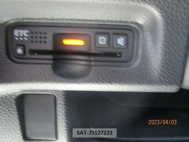 Honda N BOX CUSTOM 2017-12 200400-11
