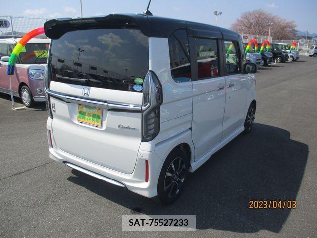 Honda N BOX CUSTOM 2017-12 200400-4
