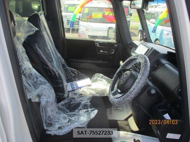 Honda N BOX CUSTOM 2017-12 200400-14