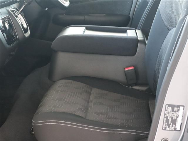 Nissan CARAVAN VAN 2021-10 28804-27