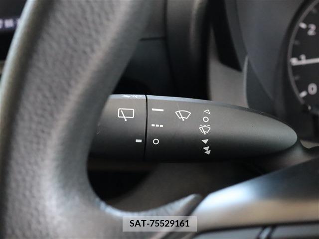 Toyota YARIS 2023-04 345519-22