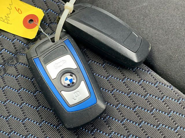 Bmw 1 SERIES 2013-02 183516-5